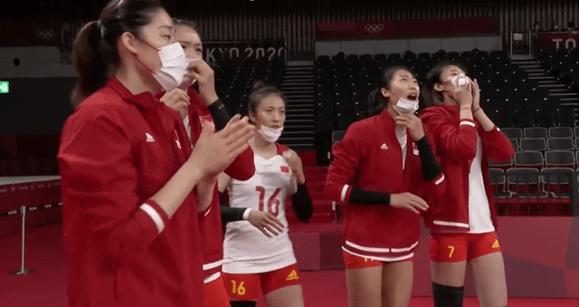 “盈”來轉(zhuǎn)運！中國女排終于迎來首局勝利，李盈瑩立大功
